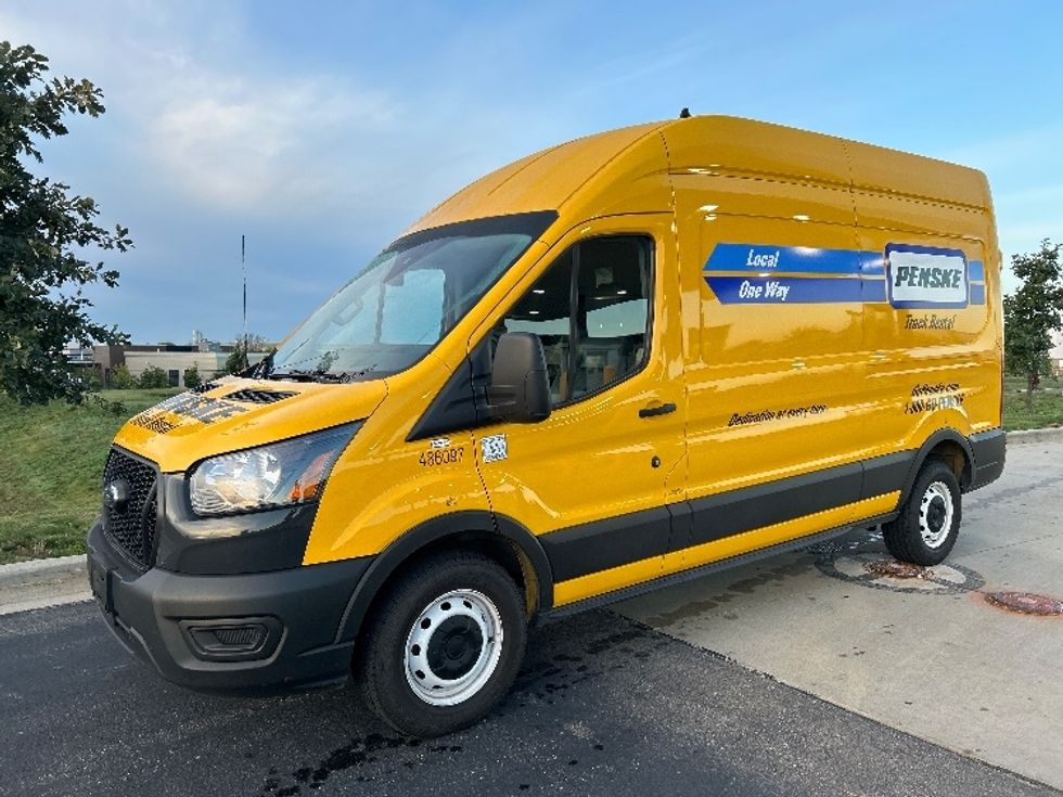 Cargo Van (Panel Van)-Light and Medium Duty Trucks-Ford-2021-Transit 250-Windsor-WI-121,256\n\t\tmiles-$ 30,500 - Image 3