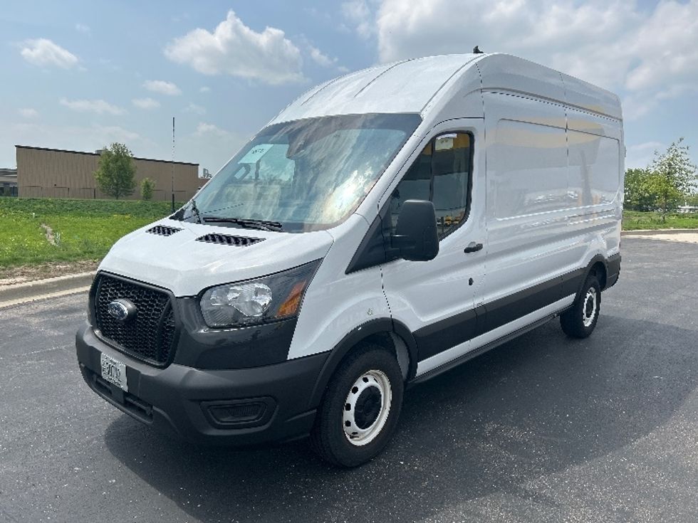Cargo Van (Panel Van)-Light and Medium Duty Trucks-Ford-2021-Transit 250-Windsor-WI-63,031\n\t\tmiles-$ 37,250 - Image 3