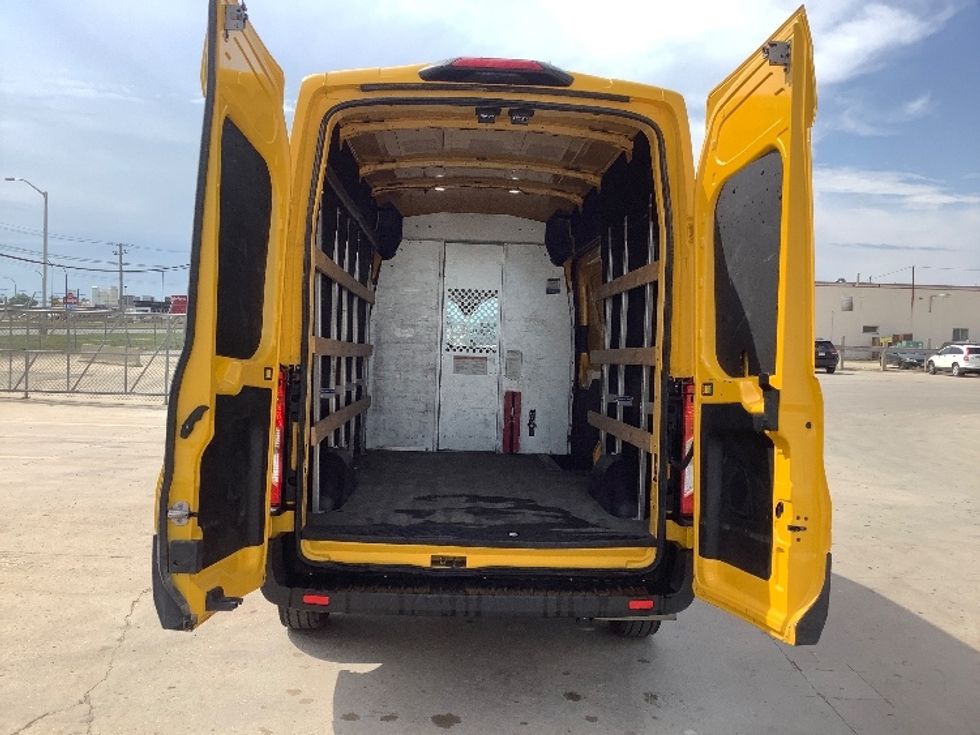 Cargo Van (Panel Van)-Light and Medium Duty Trucks-Ford-2021-Transit 250-Winnipeg-MB-64,387\n\t\tkm-$ 50,250 - Image 8