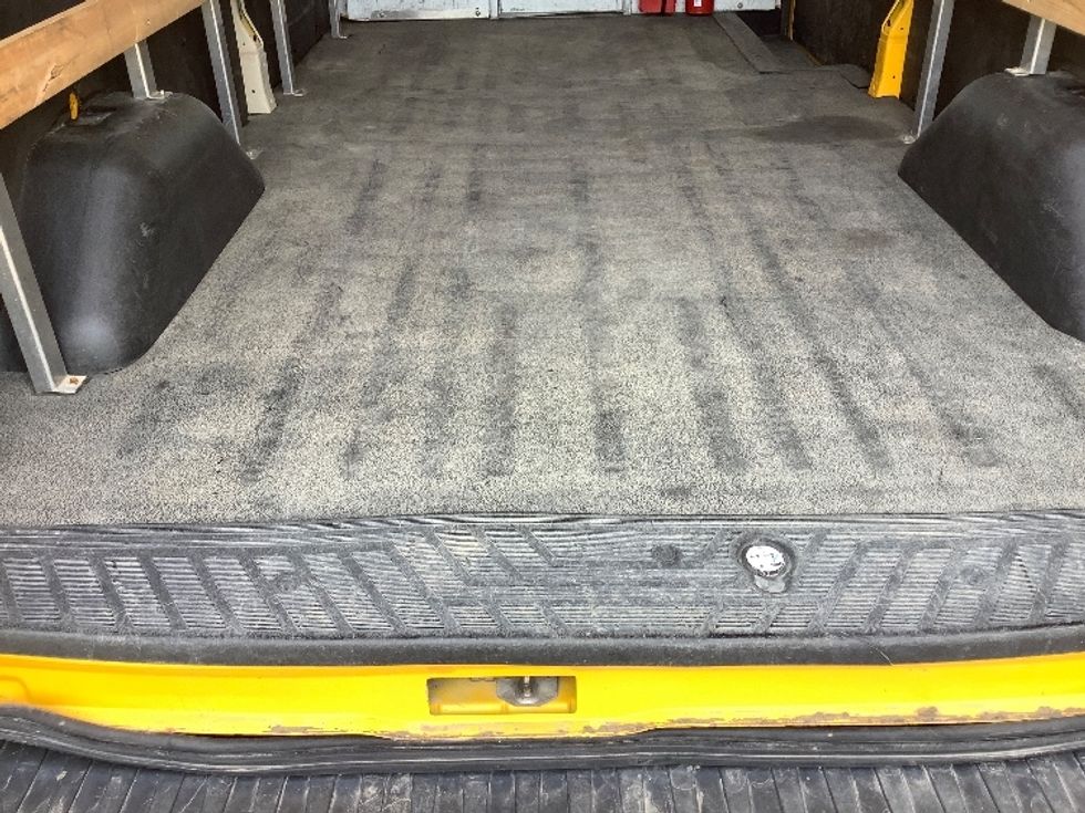 Cargo Van (Panel Van)-Light and Medium Duty Trucks-Ford-2021-Transit 250-Winnipeg-MB-74,492\n\t\tkm-$ 46,000 - Image 10