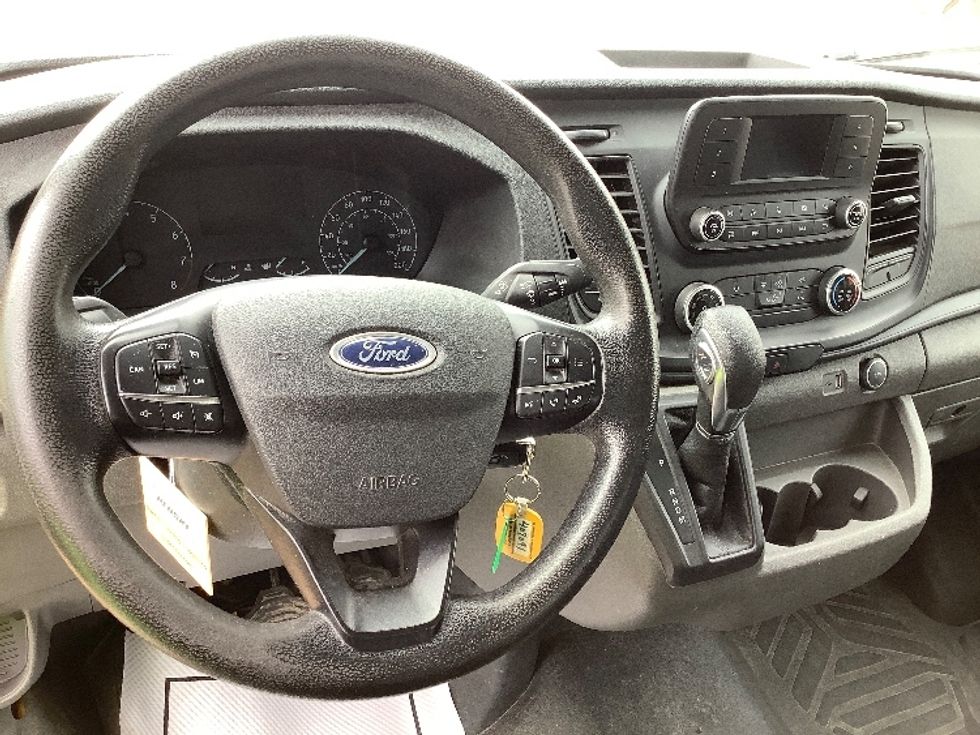 Cargo Van (Panel Van)-Light and Medium Duty Trucks-Ford-2021-Transit 250-Winnipeg-MB-74,492\n\t\tkm-$ 46,000 - Image 18
