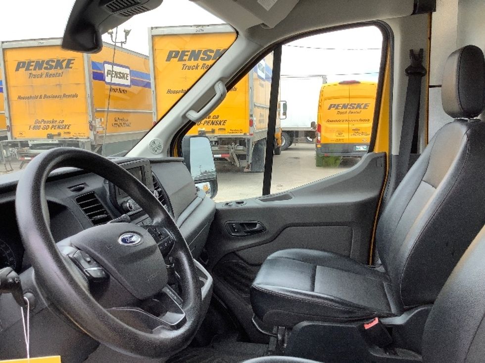 Cargo Van (Panel Van)-Light and Medium Duty Trucks-Ford-2021-Transit 250-Winnipeg-MB-74,492\n\t\tkm-$ 46,000 - Image 19