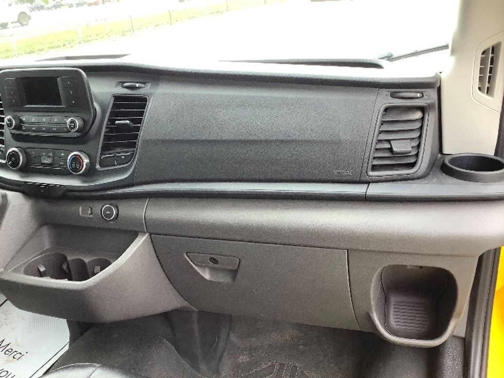 Cargo Van (Panel Van)-Light and Medium Duty Trucks-Ford-2021-Transit 250-Winnipeg-MB-74,492\n\t\tkm-$ 46,000 - Image 21