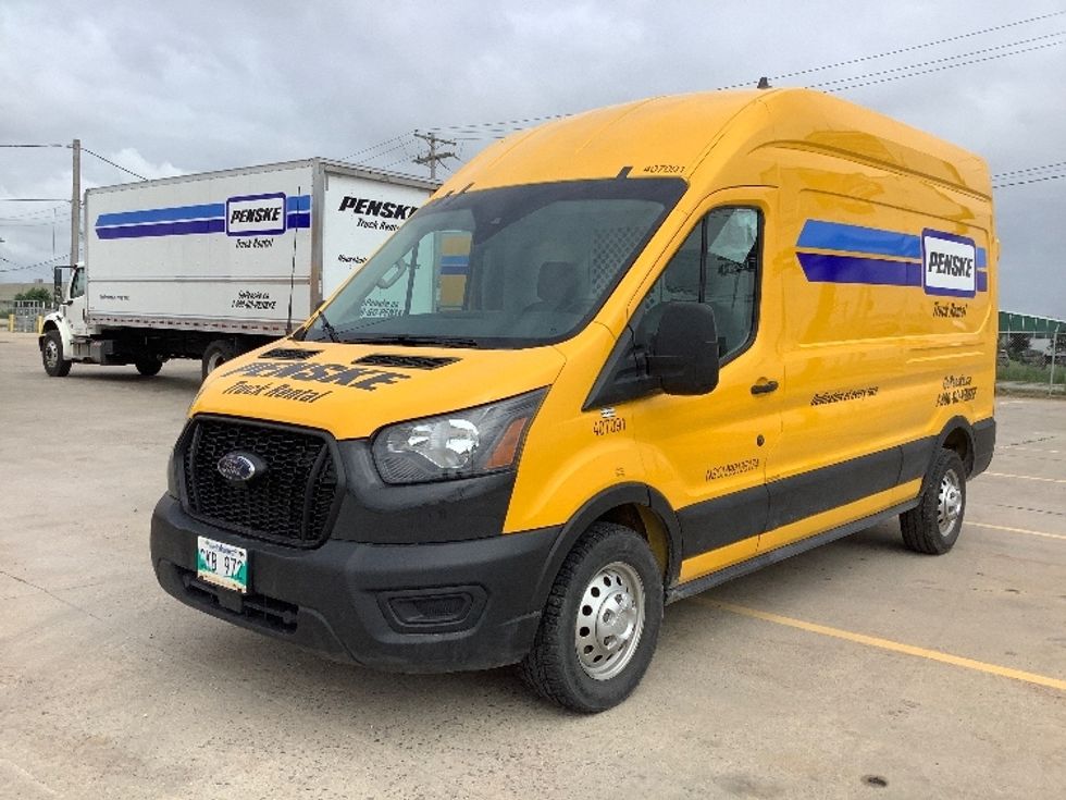 Cargo Van (Panel Van)-Light and Medium Duty Trucks-Ford-2021-Transit 250-Winnipeg-MB-74,492\n\t\tkm-$ 46,000 - Image 3