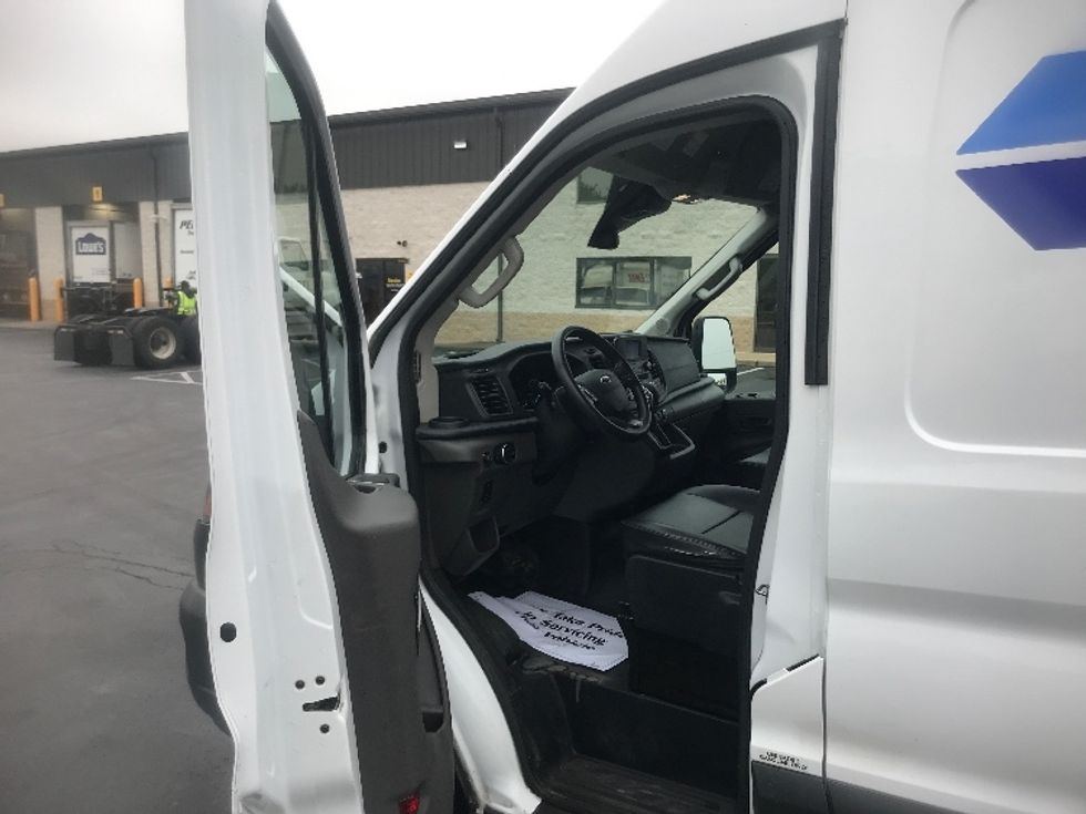 Cargo Van (Panel Van)-Light and Medium Duty Trucks-Ford-2021-Transit 250-York-PA-85,145\n\t\tmiles-$ 35,500 - Image 15