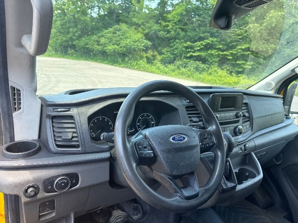 Cargo Van (Panel Van)-Light and Medium Duty Trucks-Ford-2021-Transit 250-Zanesville-OH-208,437\n\t\tmiles-$ 10,000 - Image 17