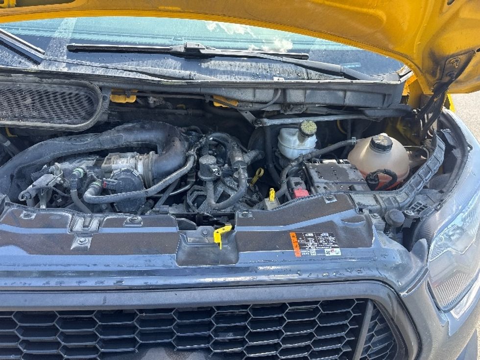 Cargo Van (Panel Van)-Light and Medium Duty Trucks-Ford-2021-Transit 250-Zanesville-OH-208,437\n\t\tmiles-$ 10,000 - Image 23