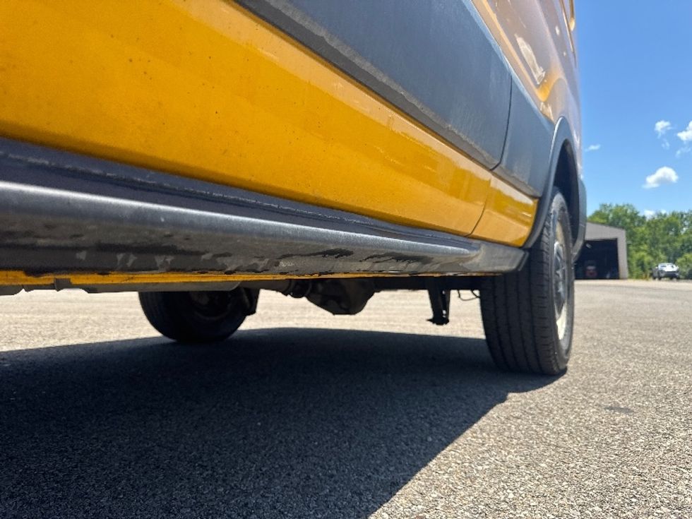 Cargo Van (Panel Van)-Light and Medium Duty Trucks-Ford-2021-Transit 250-Zanesville-OH-208,437\n\t\tmiles-$ 10,000 - Image 5