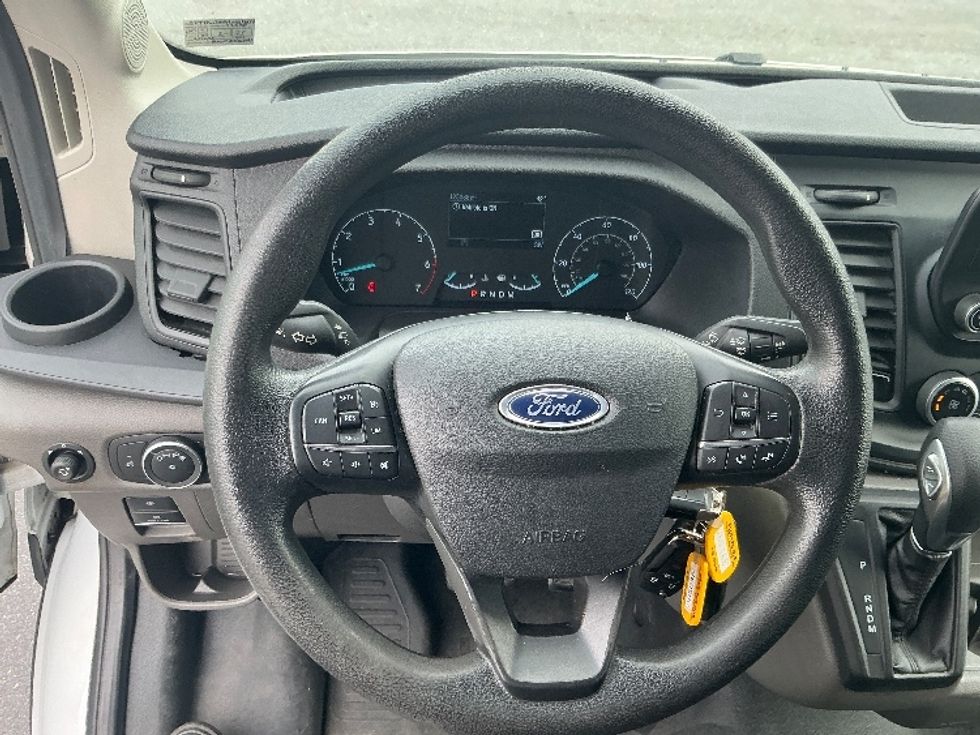 Cargo Van (Panel Van)-Light and Medium Duty Trucks-Ford-2021-Transit 350-Harrisburg-PA-125,449\n\t\tmiles-$ 32,250 - Image 17