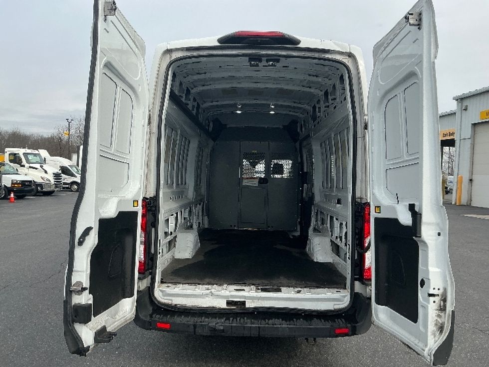 Cargo Van (Panel Van)-Light and Medium Duty Trucks-Ford-2021-Transit 350-Harrisburg-PA-125,449\n\t\tmiles-$ 32,250 - Image 8