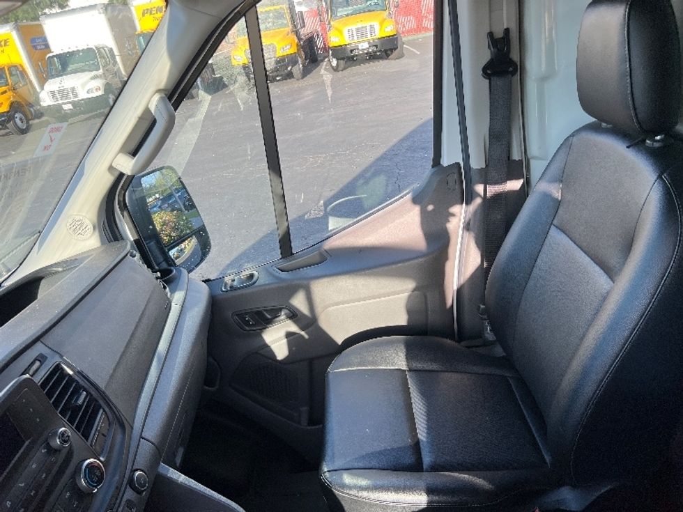 Cargo Van (Panel Van)-Light and Medium Duty Trucks-Ford-2021-Transit 350-La Mirada-CA-116,180\n\t\tmiles-$ 16,500 - Image 16