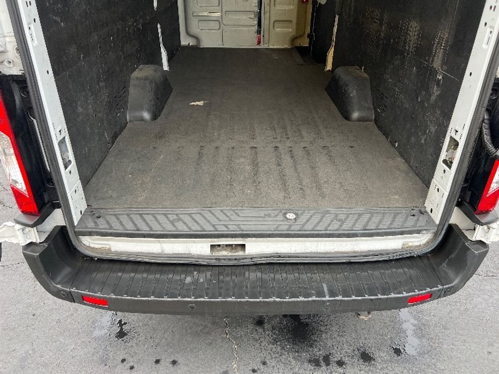 Cargo Van (Panel Van)-Light and Medium Duty Trucks-Ford-2021-Transit 350-La Mirada-CA-121,020\n\t\tmiles-$ 28,250 - Image 8