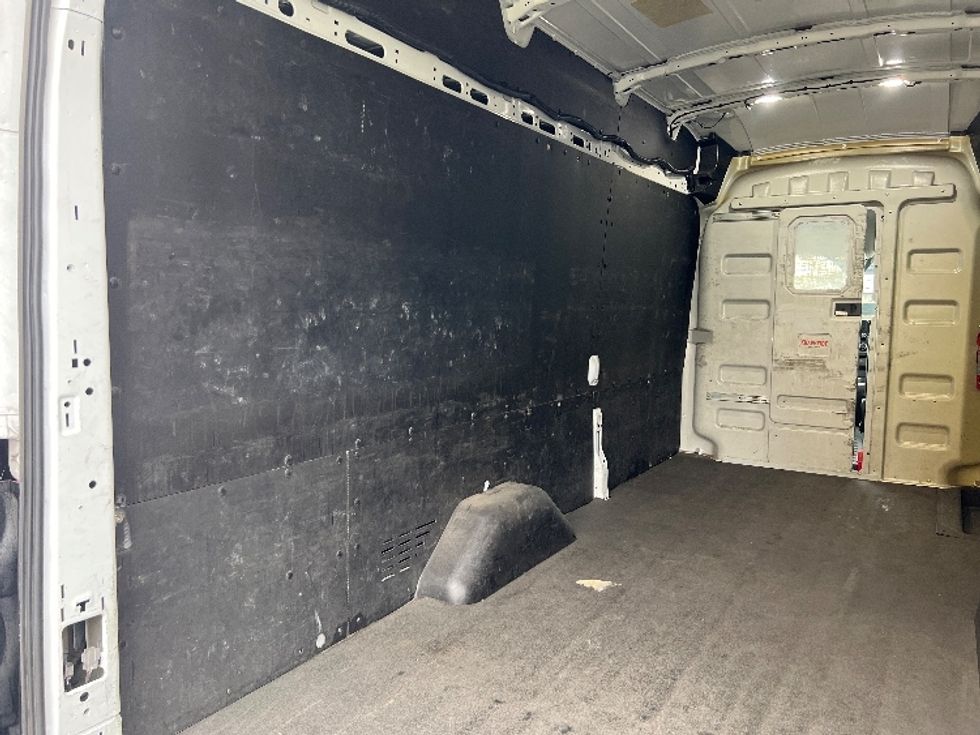 Cargo Van (Panel Van)-Light and Medium Duty Trucks-Ford-2021-Transit 350-La Mirada-CA-121,020\n\t\tmiles-$ 28,250 - Image 9