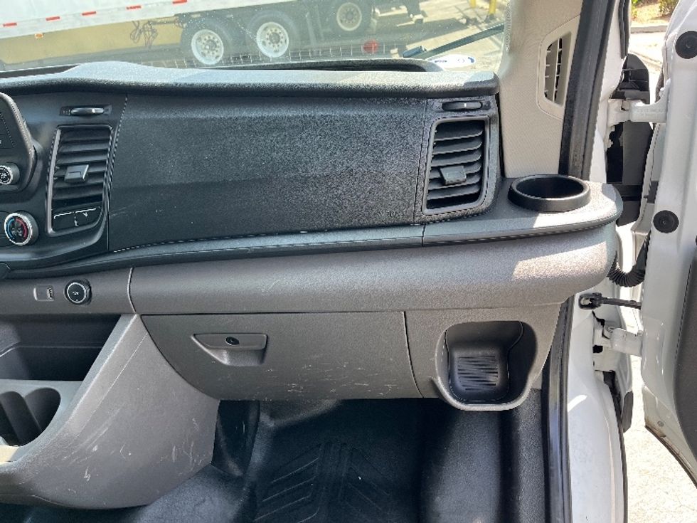 Cargo Van (Panel Van)-Light and Medium Duty Trucks-Ford-2021-Transit 350-La Mirada-CA-134,451\n\t\tmiles-$ 18,500 - Image 20