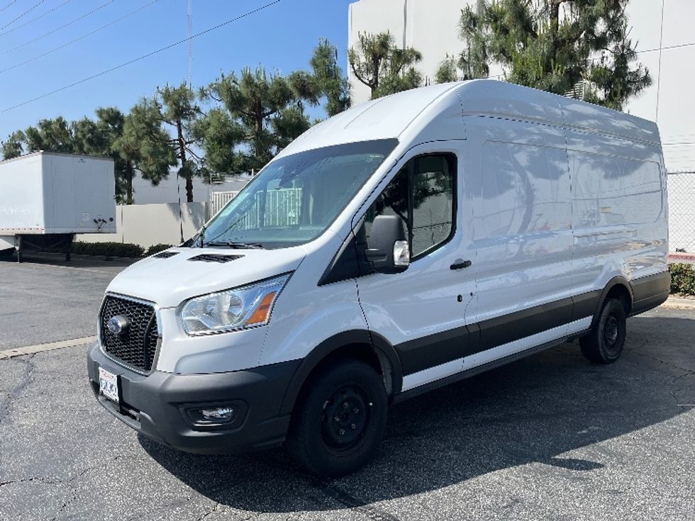 Cargo Van (Panel Van)-Light and Medium Duty Trucks-Ford-2021-Transit 350-La Mirada-CA-134,451\n\t\tmiles-$ 18,500 - Image 3