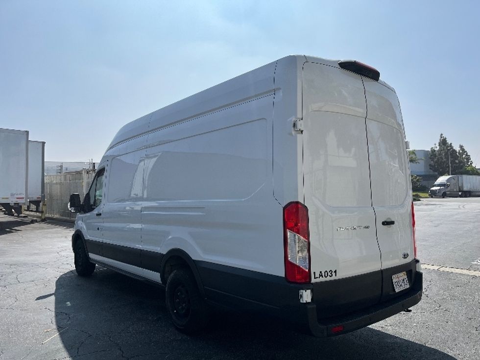 Cargo Van (Panel Van)-Light and Medium Duty Trucks-Ford-2021-Transit 350-La Mirada-CA-134,451\n\t\tmiles-$ 18,500 - Image 6