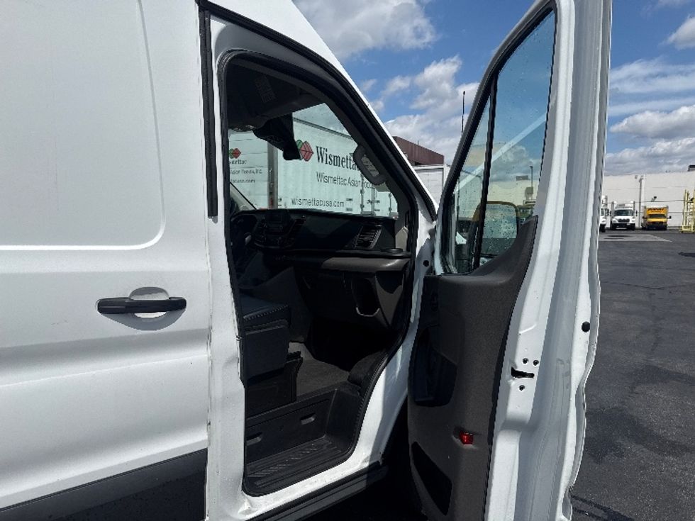 Cargo Van (Panel Van)-Light and Medium Duty Trucks-Ford-2021-Transit 350-La Mirada-CA-134,732\n\t\tmiles-$ 19,000 - Image 20