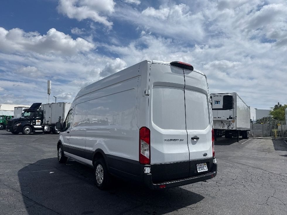 Cargo Van (Panel Van)-Light and Medium Duty Trucks-Ford-2021-Transit 350-La Mirada-CA-134,732\n\t\tmiles-$ 19,000 - Image 6