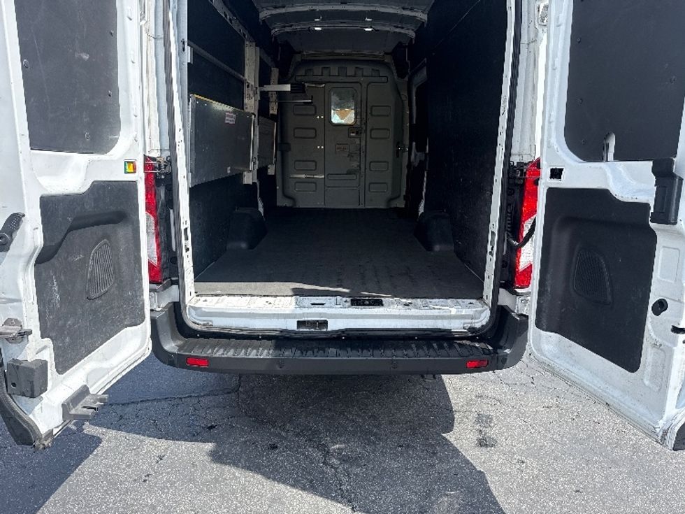Cargo Van (Panel Van)-Light and Medium Duty Trucks-Ford-2021-Transit 350-La Mirada-CA-134,732\n\t\tmiles-$ 19,000 - Image 9