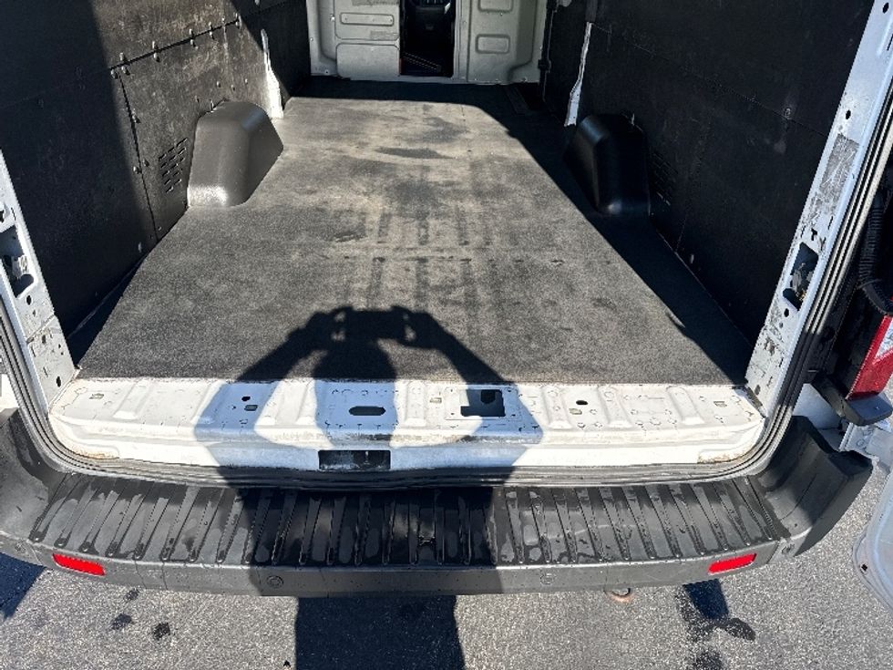 Cargo Van (Panel Van)-Light and Medium Duty Trucks-Ford-2021-Transit 350-La Mirada-CA-135,311\n\t\tmiles-$ 26,000 - Image 10