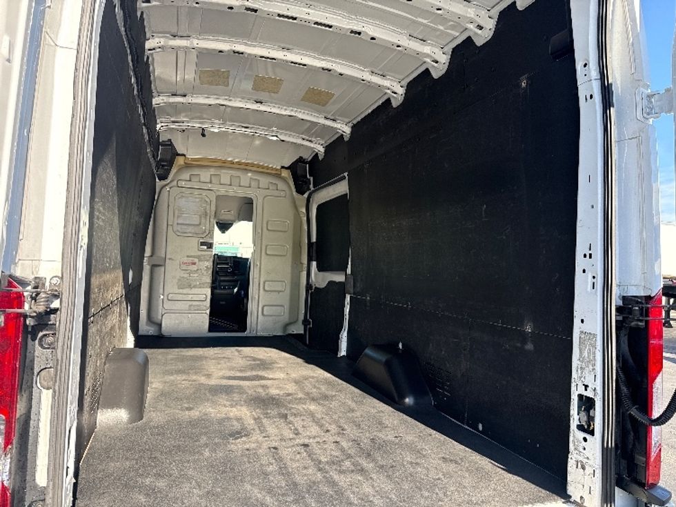 Cargo Van (Panel Van)-Light and Medium Duty Trucks-Ford-2021-Transit 350-La Mirada-CA-135,311\n\t\tmiles-$ 26,000 - Image 12