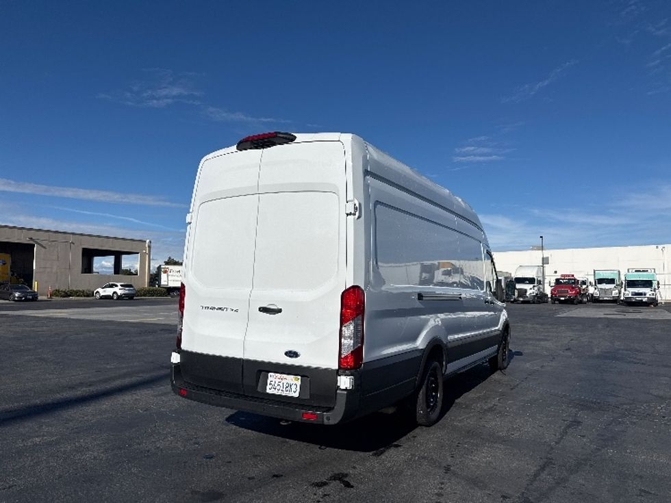 Cargo Van (Panel Van)-Light and Medium Duty Trucks-Ford-2021-Transit 350-La Mirada-CA-135,311\n\t\tmiles-$ 26,000 - Image 13