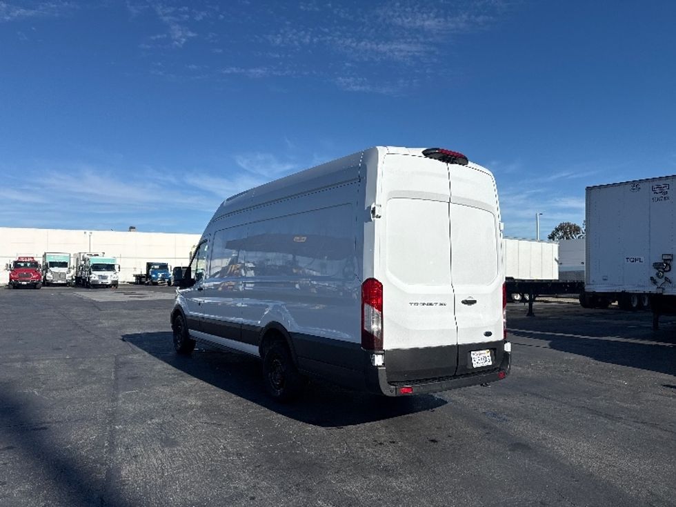 Cargo Van (Panel Van)-Light and Medium Duty Trucks-Ford-2021-Transit 350-La Mirada-CA-135,311\n\t\tmiles-$ 26,000 - Image 6