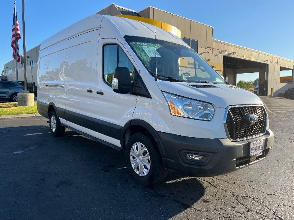 Cargo Van (Panel Van)-Light and Medium Duty Trucks-Ford-2021-Transit 350-La Mirada-CA-137,197\n\t\tmiles-$ 16,500 - Image 1