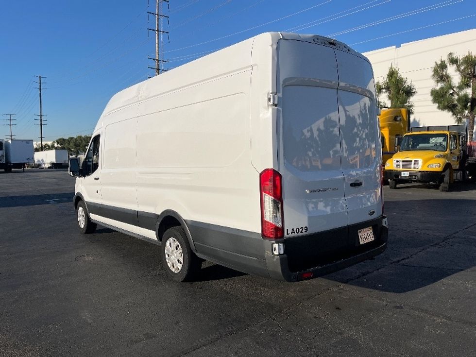 Cargo Van (Panel Van)-Light and Medium Duty Trucks-Ford-2021-Transit 350-La Mirada-CA-137,197\n\t\tmiles-$ 16,500 - Image 6