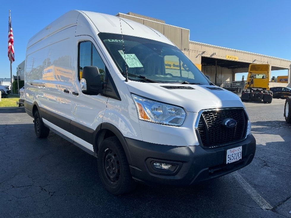Cargo Van (Panel Van)-Light and Medium Duty Trucks-Ford-2021-Transit 350-La Mirada-CA-139,307\n\t\tmiles-$ 18,250 - Image 1