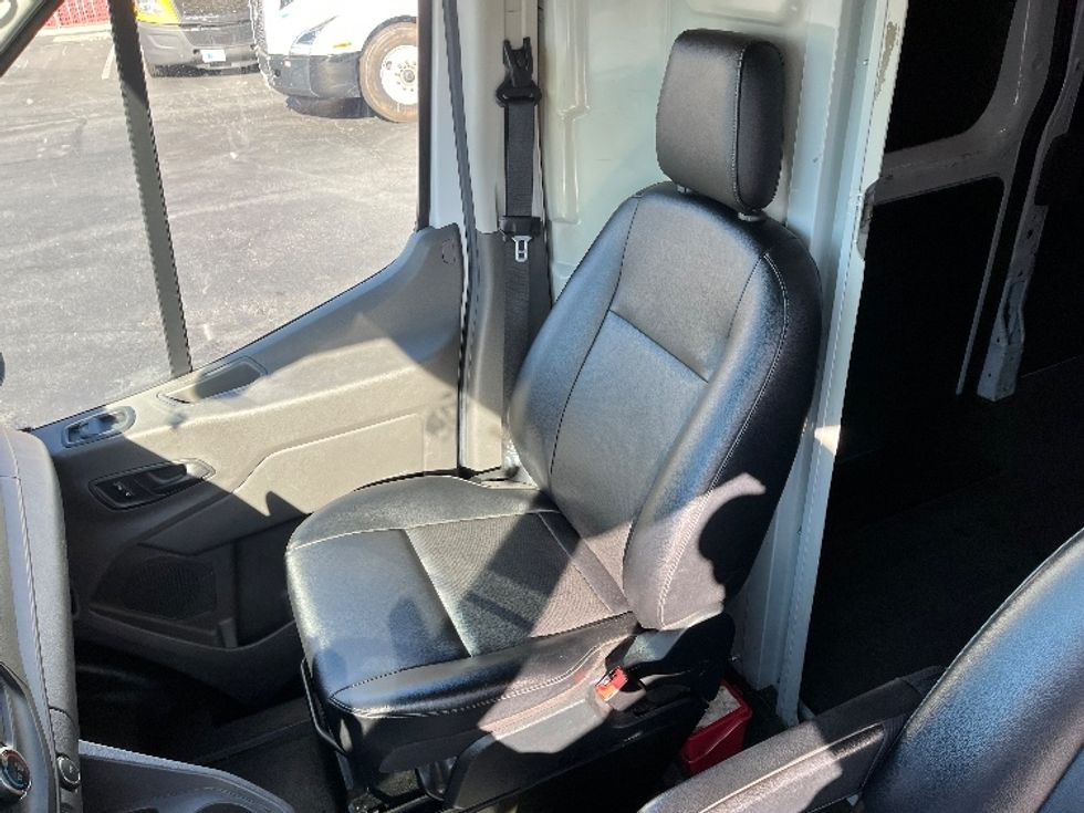 Cargo Van (Panel Van)-Light and Medium Duty Trucks-Ford-2021-Transit 350-La Mirada-CA-139,307\n\t\tmiles-$ 18,250 - Image 18