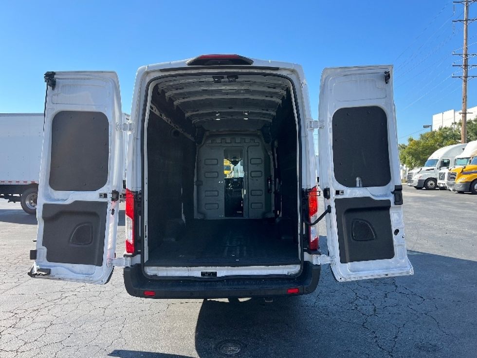 Cargo Van (Panel Van)-Light and Medium Duty Trucks-Ford-2021-Transit 350-La Mirada-CA-139,307\n\t\tmiles-$ 18,250 - Image 8