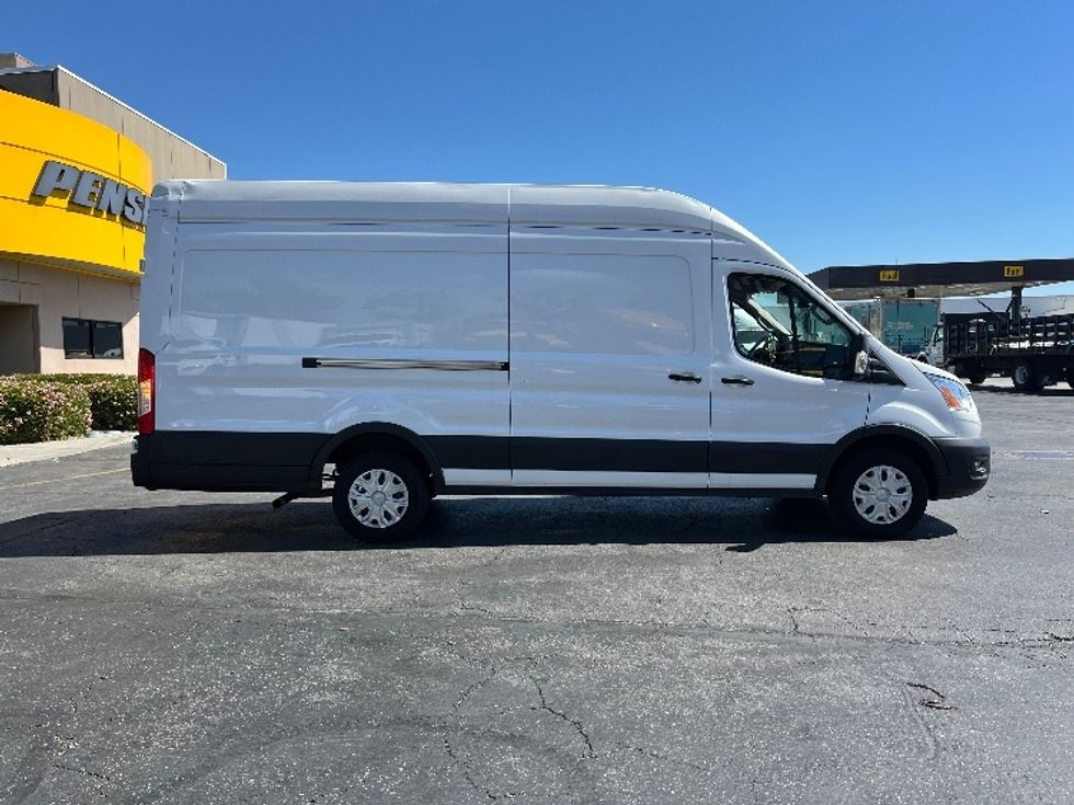 Cargo Van (Panel Van)-Light and Medium Duty Trucks-Ford-2021-Transit 350-La Mirada-CA-142,997\n\t\tmiles-$ 18,000 - Image 14