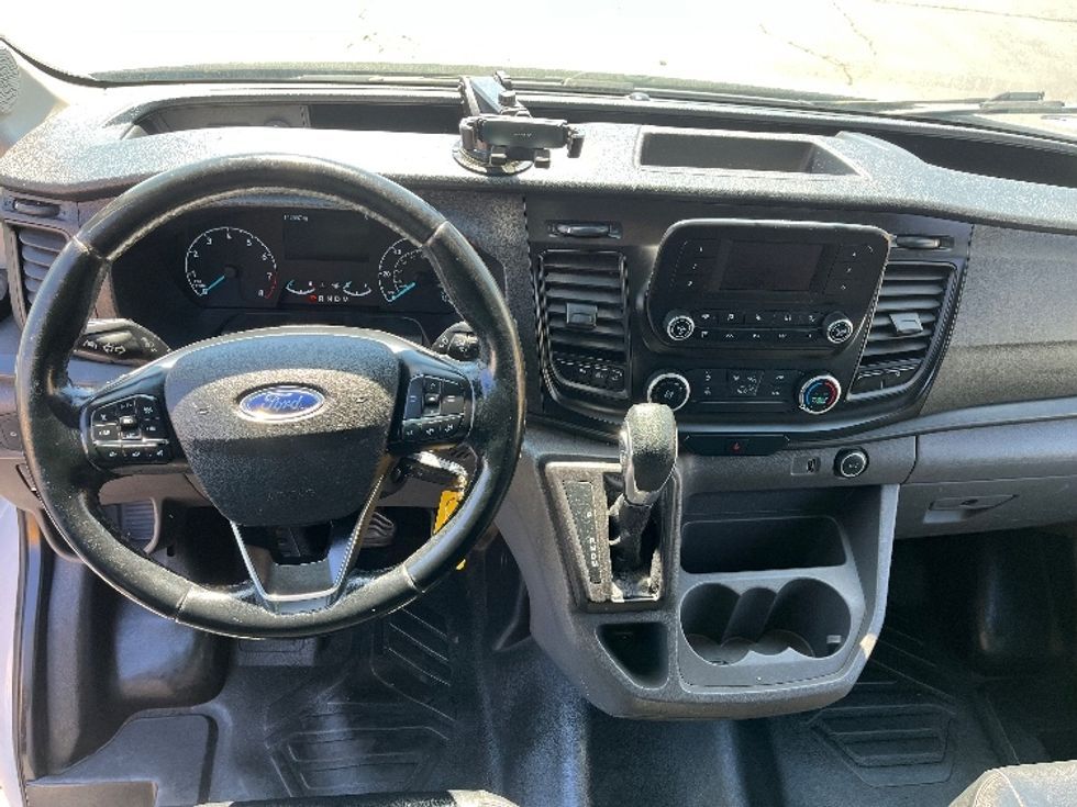 Cargo Van (Panel Van)-Light and Medium Duty Trucks-Ford-2021-Transit 350-La Mirada-CA-142,997\n\t\tmiles-$ 18,000 - Image 17
