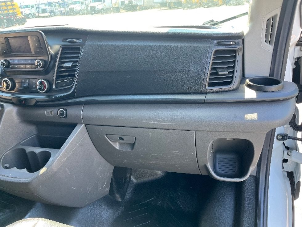 Cargo Van (Panel Van)-Light and Medium Duty Trucks-Ford-2021-Transit 350-La Mirada-CA-142,997\n\t\tmiles-$ 18,000 - Image 20