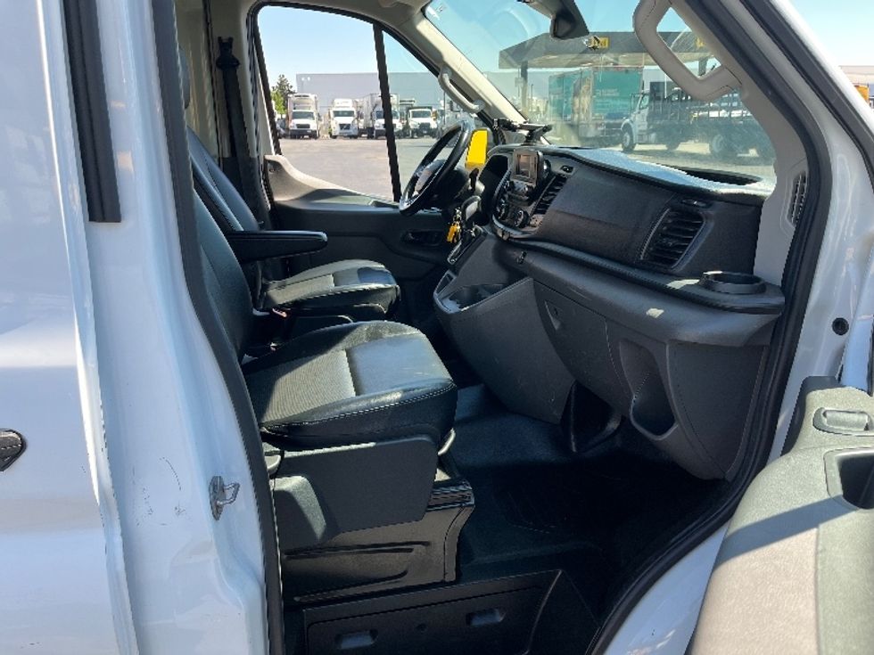 Cargo Van (Panel Van)-Light and Medium Duty Trucks-Ford-2021-Transit 350-La Mirada-CA-142,997\n\t\tmiles-$ 18,000 - Image 21