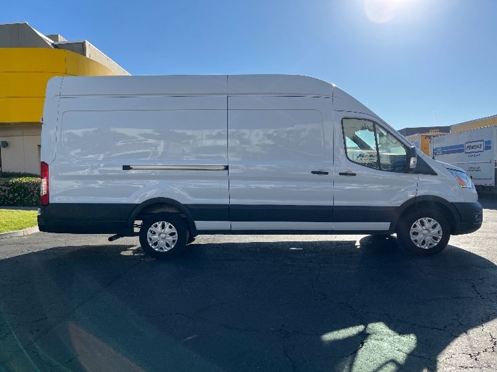 Cargo Van (Panel Van)-Light and Medium Duty Trucks-Ford-2021-Transit 350-La Mirada-CA-153,103\n\t\tmiles-$ 16,000 - Image 14