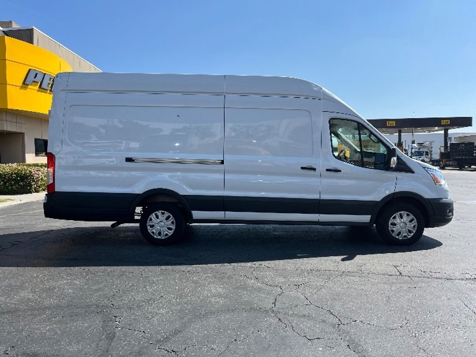 Cargo Van (Panel Van)-Light and Medium Duty Trucks-Ford-2021-Transit 350-La Mirada-CA-154,731\n\t\tmiles-$ 17,500 - Image 14