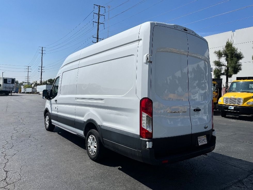 Cargo Van (Panel Van)-Light and Medium Duty Trucks-Ford-2021-Transit 350-La Mirada-CA-154,731\n\t\tmiles-$ 17,500 - Image 6