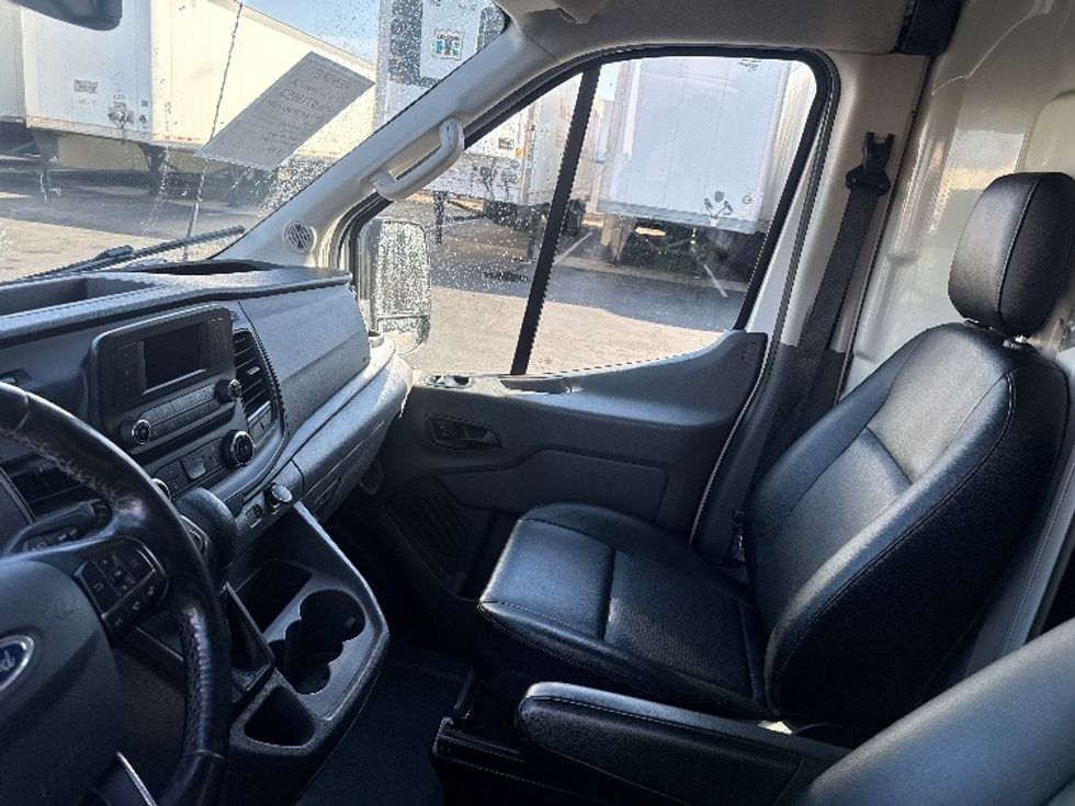 Cargo Van (Panel Van)-Light and Medium Duty Trucks-Ford-2021-Transit 350-La Mirada-CA-160,548\n\t\tmiles-$ 16,500 - Image 19