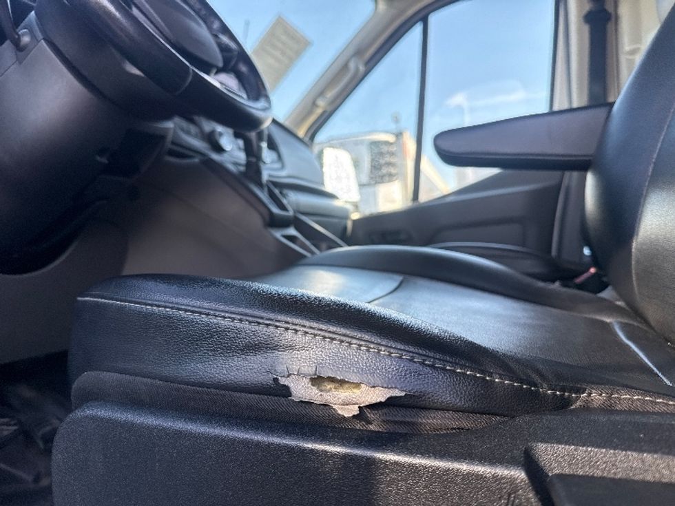 Cargo Van (Panel Van)-Light and Medium Duty Trucks-Ford-2021-Transit 350-La Mirada-CA-160,548\n\t\tmiles-$ 16,500 - Image 26