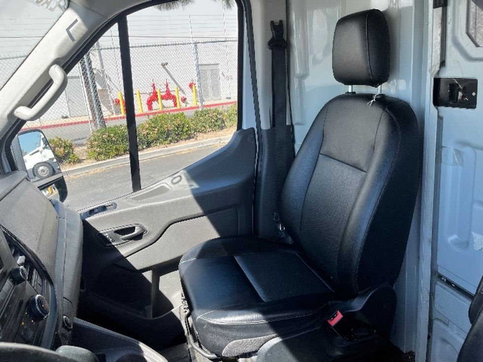 Cargo Van (Panel Van)-Light and Medium Duty Trucks-Ford-2021-Transit 350-La Mirada-CA-161,446\n\t\tmiles-$ 16,500 - Image 18