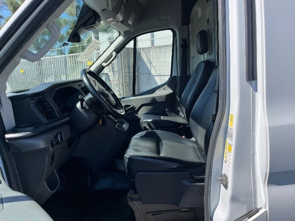 Cargo Van (Panel Van)-Light and Medium Duty Trucks-Ford-2021-Transit 350-La Mirada-CA-162,097\n\t\tmiles-$ 16,750 - Image 16