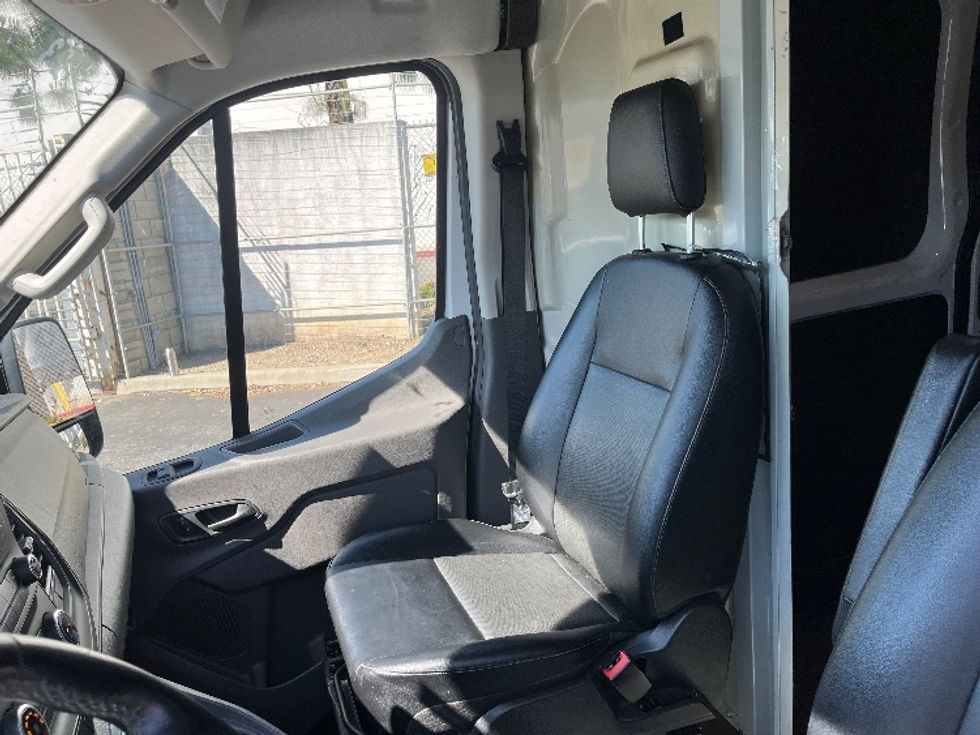 Cargo Van (Panel Van)-Light and Medium Duty Trucks-Ford-2021-Transit 350-La Mirada-CA-162,097\n\t\tmiles-$ 16,750 - Image 18