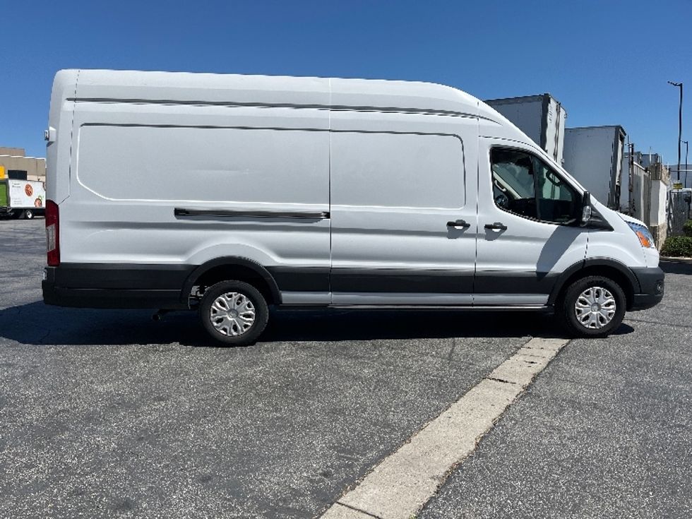 Cargo Van (Panel Van)-Light and Medium Duty Trucks-Ford-2021-Transit 350-La Mirada-CA-165,354\n\t\tmiles-$ 16,000 - Image 14