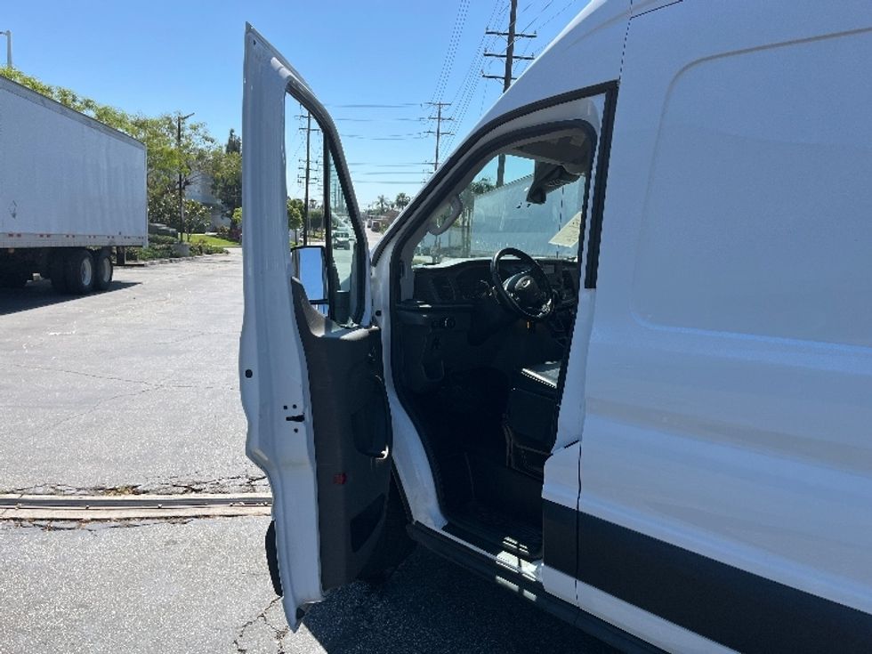 Cargo Van (Panel Van)-Light and Medium Duty Trucks-Ford-2021-Transit 350-La Mirada-CA-165,354\n\t\tmiles-$ 16,000 - Image 15