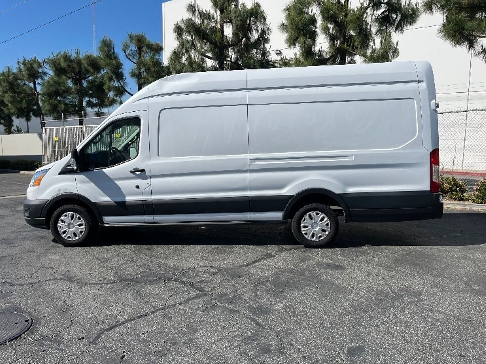 Cargo Van (Panel Van)-Light and Medium Duty Trucks-Ford-2021-Transit 350-La Mirada-CA-170,046\n\t\tmiles-$ 18,500 - Image 4