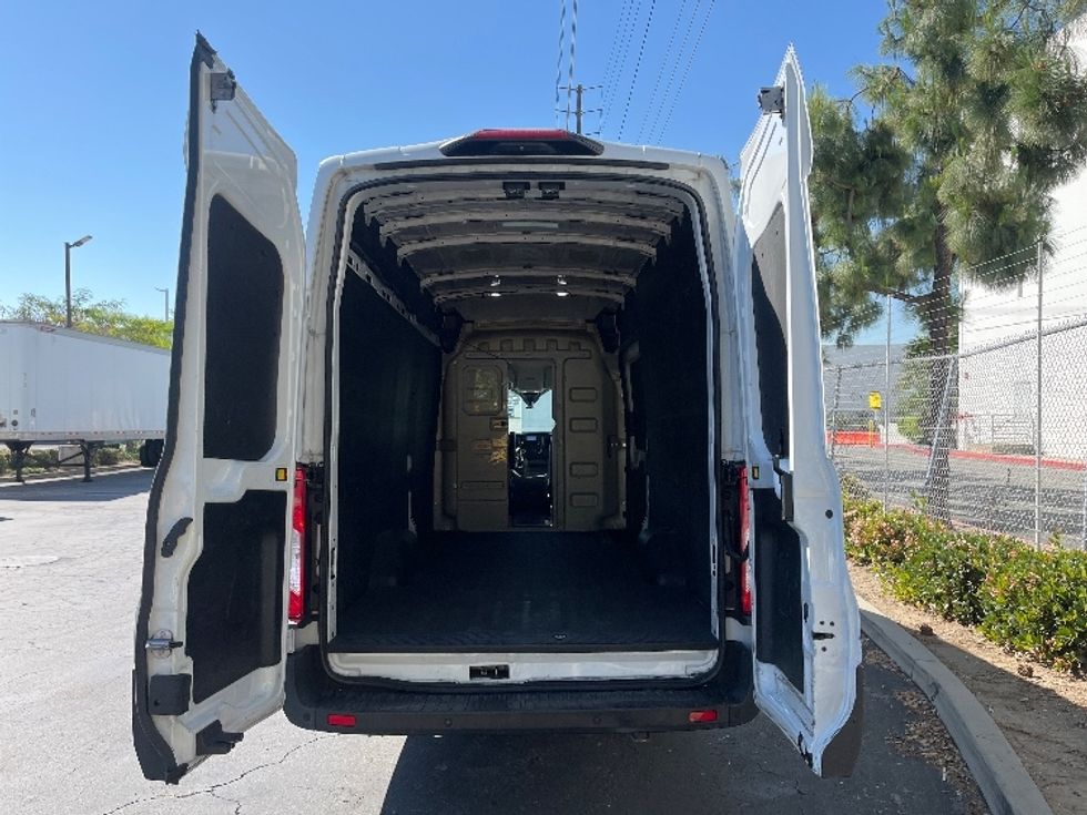 Cargo Van (Panel Van)-Light and Medium Duty Trucks-Ford-2021-Transit 350-La Mirada-CA-170,046\n\t\tmiles-$ 18,500 - Image 8