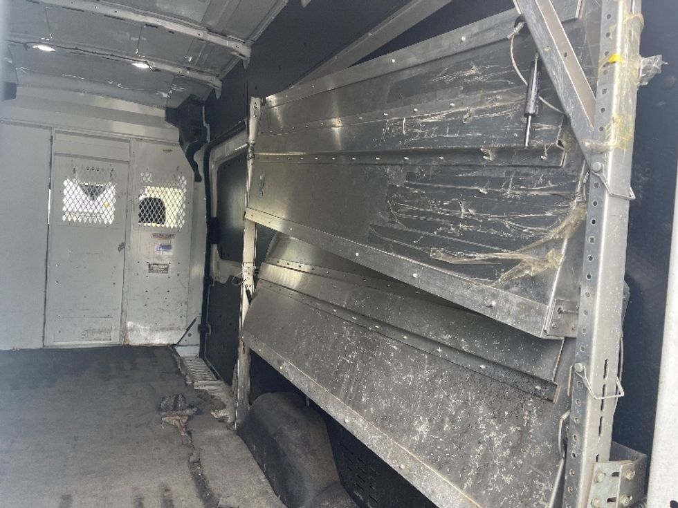Cargo Van (Panel Van)-Light and Medium Duty Trucks-Ford-2021-Transit 350-Mississauga-ON-188,523\n\t\tkm-$ 19,250 - Image 10