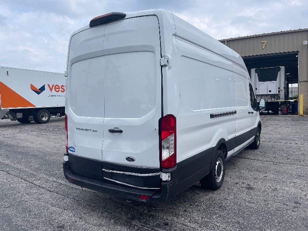 Cargo Van (Panel Van)-Light and Medium Duty Trucks-Ford-2021-Transit 350-Mississauga-ON-188,523\n\t\tkm-$ 19,250 - Image 11